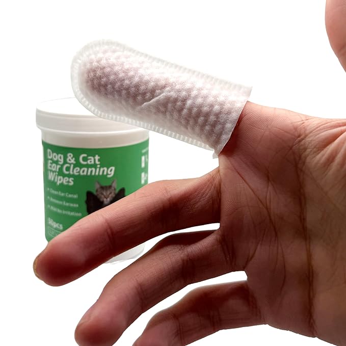 CTWPets Dog & Cat Ear Cleaning Wipes, Green Tea Scent, 50 Count