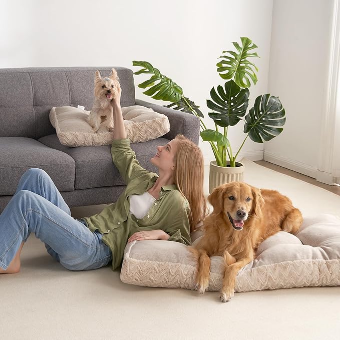 EHEYCIGA XXL Washable Dog Bed for Crate 47x29 Inch, Reversible Kennel Pad for Extra Large Dogs Weight Up to 100 lbs, Plush and Comfy Pet Sleeping Mat, Beige