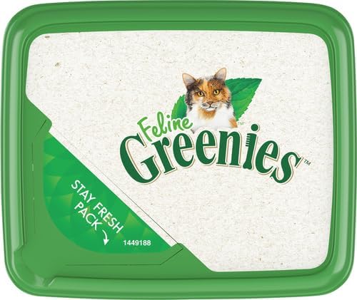 Greenies Cat Treats, Feline Veterinarian-Recommended Adult Natural Dental Treats, Catnip Flavor, 9.75 oz. Tub