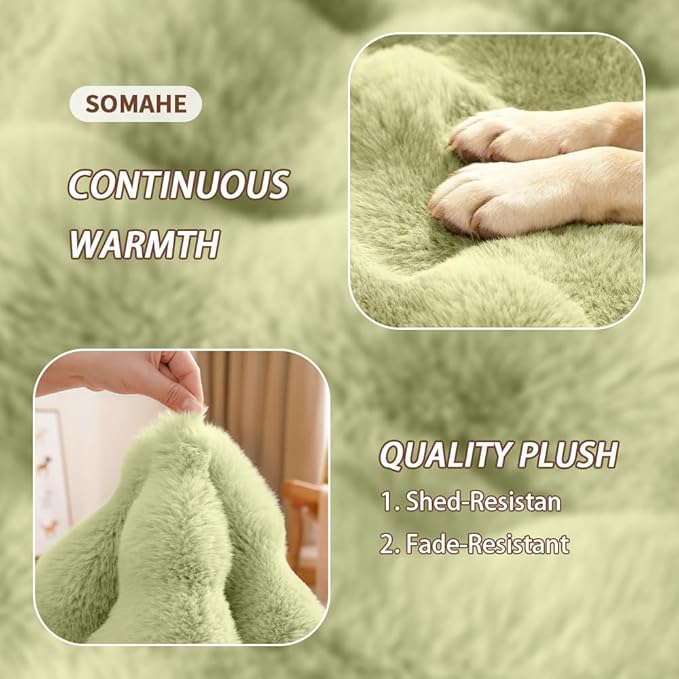 Self-Warming Dog Bed, Plush Faux Fur Mat with Anti-Slip Bottom, Ultra Soft Heated Pet Bed for Medium Large Dogs, Cozy Fluffy Pad for Carriers Couch Crate, Machine Washable, 35 x 27 Inch Green