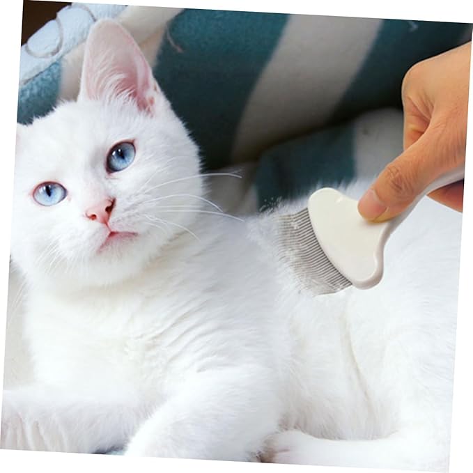Garneck Practical Cat Grooming Comb Durable Elastic Pin Hair Detangler for Cats Removes Tangles Knots Loose Fur Safe Material for Comfortable Grooming