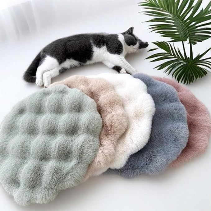 Pet Cushion Pad, Self-Warming Faux Fur Dog and Cat Bed for Indoor Pets, Cozy Plush Round Kennel Pad for Cage with Non-Slip Bottom, Winter Cat Mat Bed for Kneading (Beige,23.6in Round)