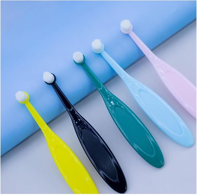 Pet Toothbrush, Cleaning Toothbrush for Cats and Dogs, Removing Bad Breath, Refreshing cat and Dog Oral Toothbrush, Teddy pet Supplies(Yellow)