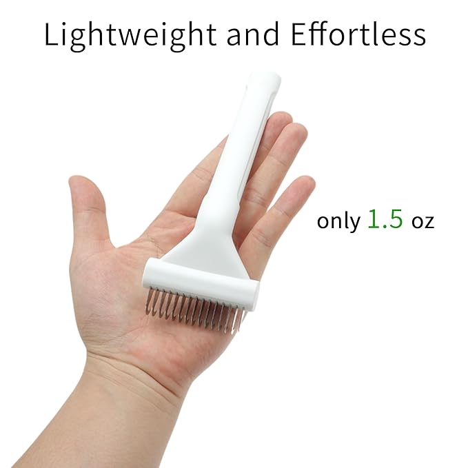 Deshedding Brush for Cats, Pet Grooming Tool for Shedding and Mats Removal, Gentle Cat Brush for Medium to Long Hair Dogs & Cats, White