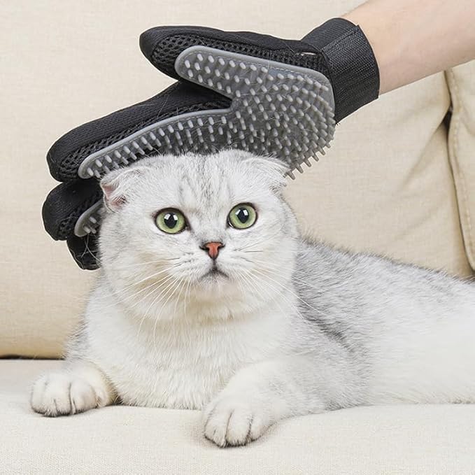 Upgraded Pet Grooming Glove Brush Dog Cat Hair Remover Mitt Massage Deshedding (Light Gray, Left)