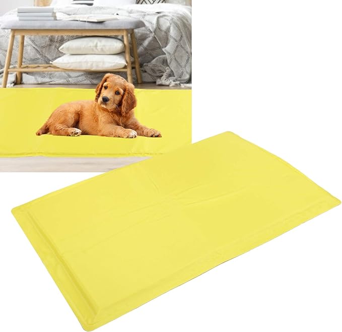Portable Foldable Pet Bed Pad, Dog and Cat Pee Mat, Reusable Sleeping Mat with Easy - Clean Surface for Sofa Car Outdoor Use, All - Season Pet Supplies (M)