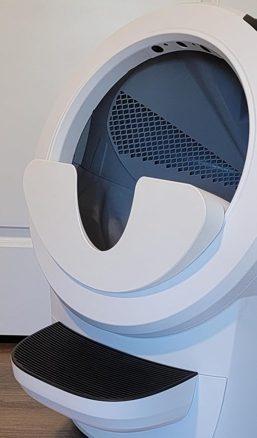 Max Shield for Litter-Robot 4 : Anti-Flicking, One-Piece Design - (White Max Shield)