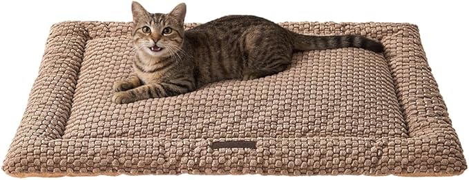 Plush Cat Kneading Bed Mat, Premium Plush Fabric Bed with Non-Slip Bottom, 3cm Thick All-Season Cushion for Cats Who Knead, Machine Washable Anti-Static Pet Bed, 23x15 Inch, Coffee