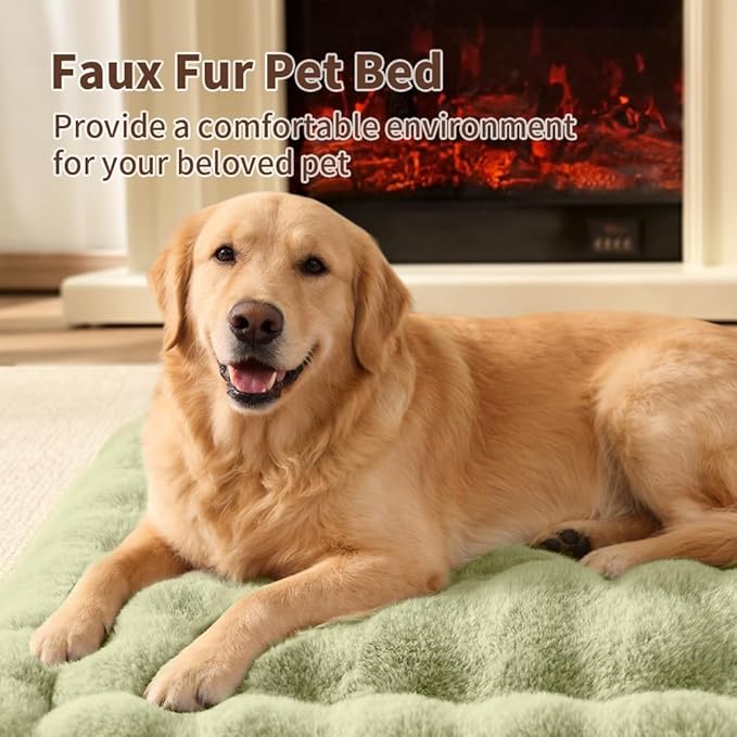 Self-Warming Dog Bed, Plush Faux Fur Mat with Anti-Slip Bottom, Ultra Soft Heated Pet Bed for Medium Large Dogs, Cozy Fluffy Pad for Carriers Couch Crate, Machine Washable, 35 x 27 Inch Green