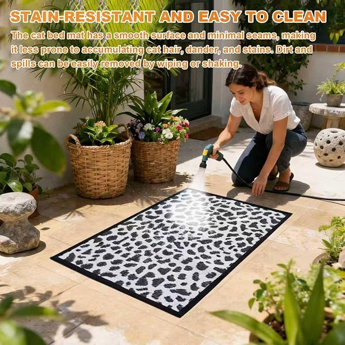 3x2 Feet Cat Bed Mats, Stain-Resistant, Washable and Easy to Clean, Reversible for Double-Sided Use, Convenient Design, Suitable for Both Outdoor and Indoor