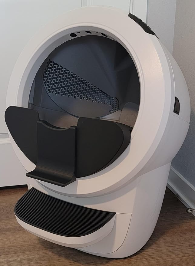 Pee Guard Max Shield Step for Litter-Robot 4 : Anti-Flicking, One-Piece Design (Black Pee Guard Shield)