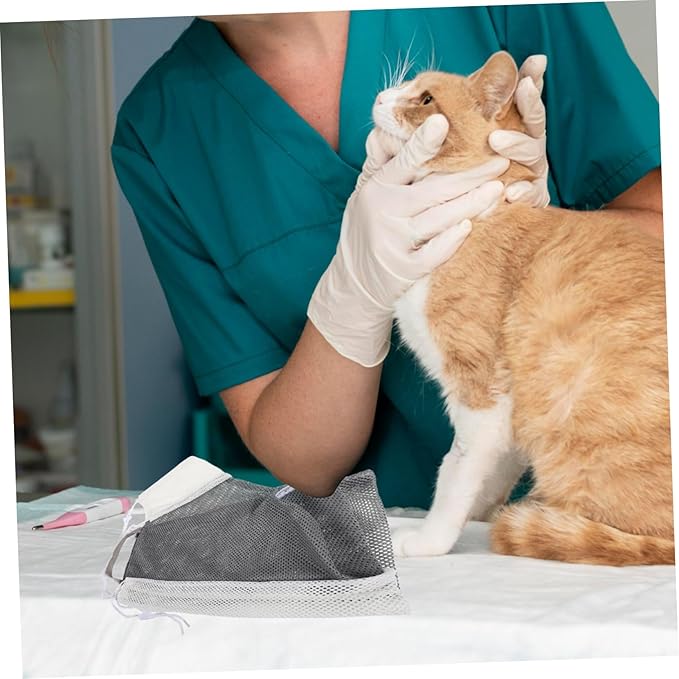 Cat Grooming Bag Adjustable Mesh Bathing Sack for Cats Breathable Design for Grooming Nail Trimming and Cleaning Over Months up to Random Color