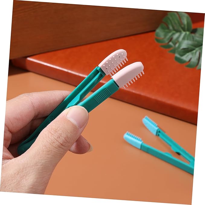 2pcs Cat Self Soft Bristle Cleaning Brush for Cats Tear Stain Comb Kitten Supply