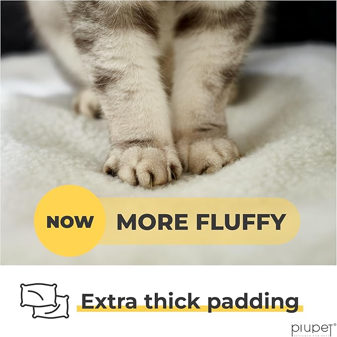 PiuPet® Self Heating Cat Bed 23.5 x 17.7inch - Thermal Self Warming Cat Mat for Indoor & Outdoor Use - Extra Soft Fluffy Blanket, Non-Electric Pad, Non-Slip Bottom, Removable & Washable Cover (White)