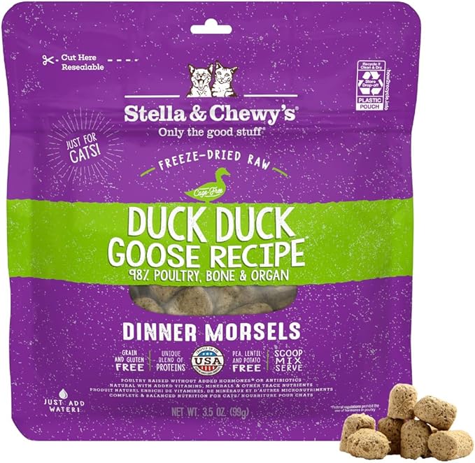 Stella & Chewy's Freeze-Dried Raw Cat Dinner Morsels - Premium Duck & Goose Recipe with 98% Cage-Free Poultry & Organs - Natural Grain-Free Cat & Kitten Food - Made in USA - 3.5 oz