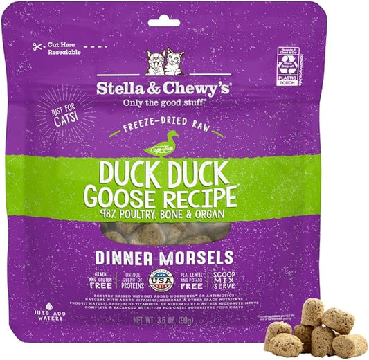 Stella & Chewy's Freeze-Dried Raw Cat Dinner Morsels - Premium Duck & Goose Recipe with 98% Cage-Free Poultry & Organs - Natural Grain-Free Cat & Kitten Food - Made in USA - 3.5 oz