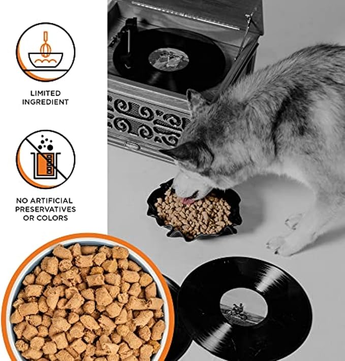 BIXBI Liberty Freeze-Dried Dog Food Topper & Treats, Chicken – 98% Meat & Organs, No Refrigeration – USA Made, 4.5 oz
