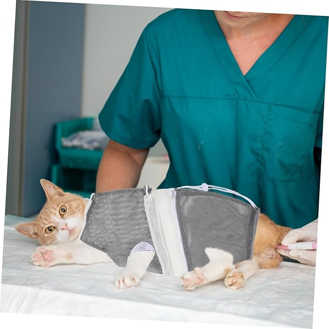BESPORTBLE Cat Grooming Mesh Bag Adjustable Cat Bathing Bag for Nail Trimming Cleaning and Injections Breathable Design with Pull Ropes for Easy Control and Comfort Random Color