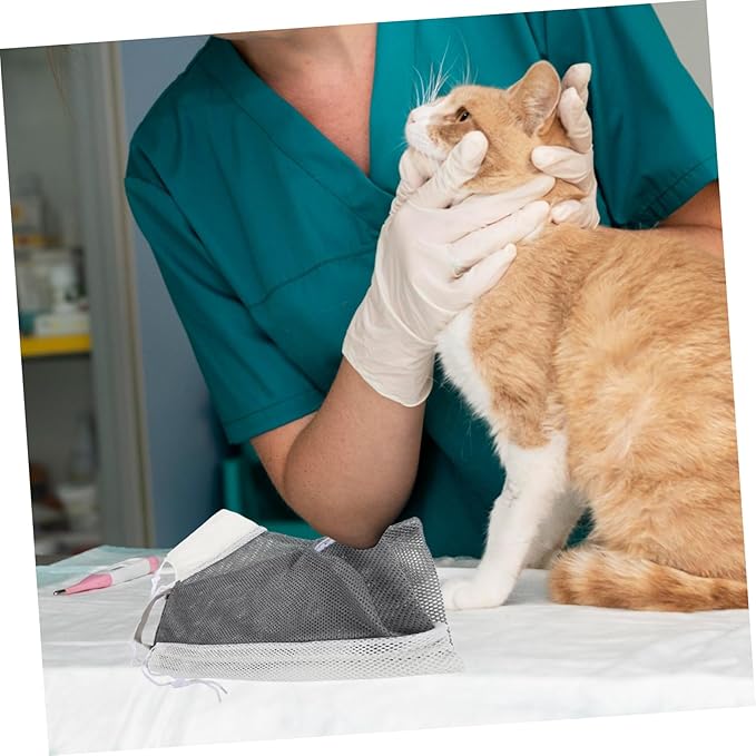 BESPORTBLE Adjustable Cat Grooming Bag Breathable Mesh for Shower Nail Trimming and Medical Care Suitable for Cats Over Months and Up to Control for Stress