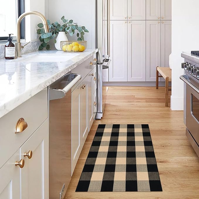 KOZYFLY Buffalo Plaid Area Rugs 27.5x43 Inches Brown and Black Checkered Rug Washable Front Door Mat Hand Woven Cotton Outdoor Rugs Small Rug for Front Porch Kitchen Entryway Patio Bathroom