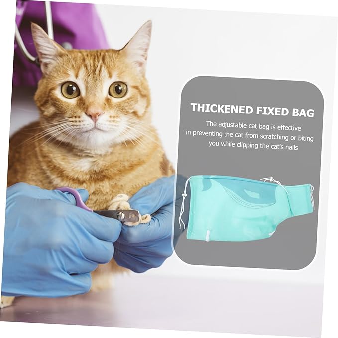Breathable Three Cat Grooming Bag for Easy Nail Trimming Bathing and Cleaning Versatile and Compact for Kittens and Cats Random Style