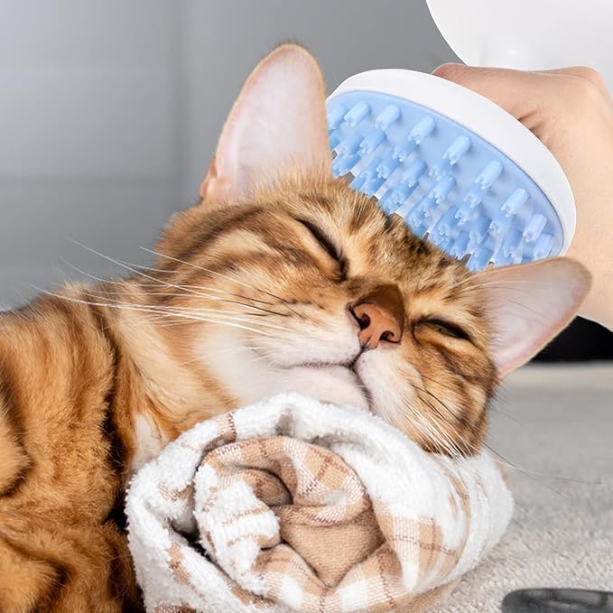 GALPADA Cat Massage Brush Multi-Use Grooming Comb Plastic PET Grooming Brush for Dogs and Cats Effective PET Hair Cleaner and Bathing Tool