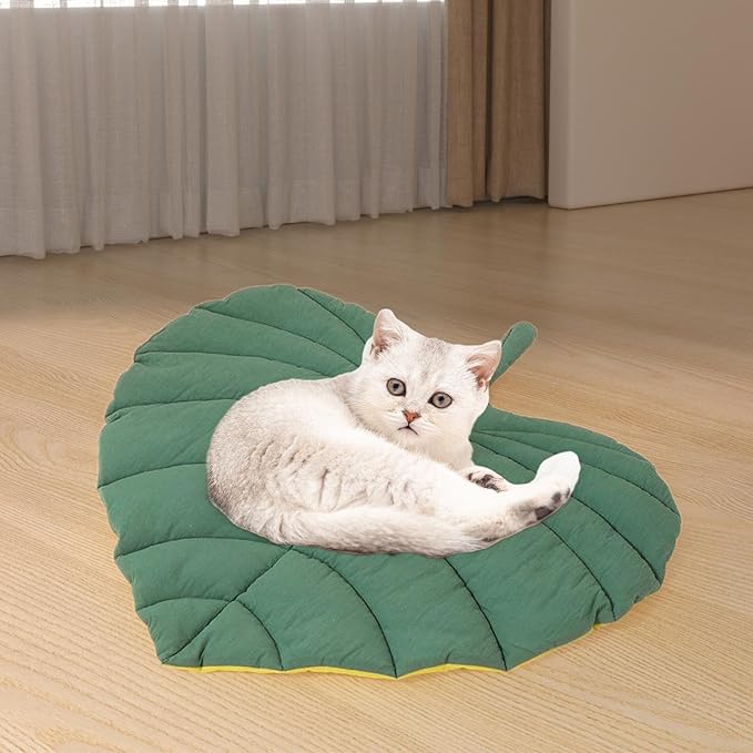 Dog Mat Pet Sleeping Mat Comfortable Soft,Supplies,Large,Decoration Pet Pad Dog Bed Mat for Small Medium Dog Kitten, Heart Shaped Leaf