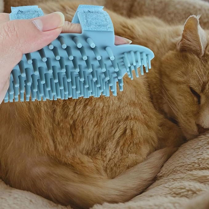 SUPVOX Silicone Cat Grooming Brush Self-massager Corner Scratching Tool Lightweight Small Green Pet Hair Removal for Indoor Cats