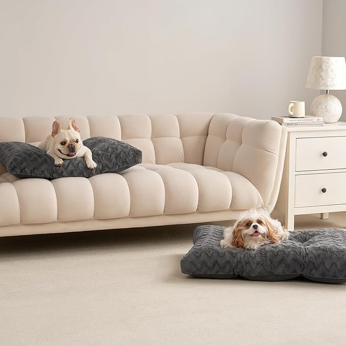 EHEYCIGA Washable Medium Dog Bed for Crate 29x21 Inch, Reversible Kennel Pad for Dogs Weight Up to 35 lbs, Plush and Comfy Pet Sleeping Mat, Charcoal