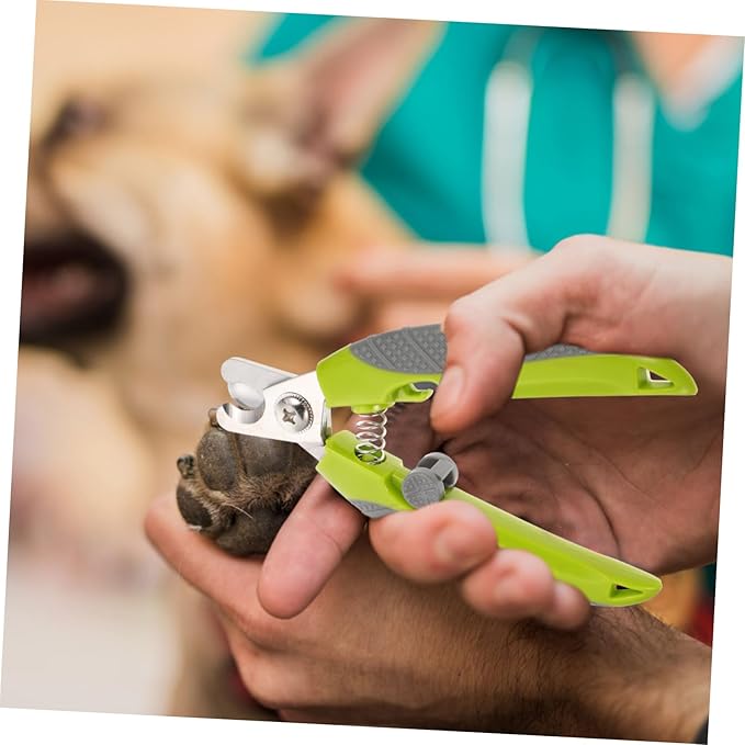 BESPORTBLE Ergonomic Pet Nail Clipper for Cats and Dogs High Sharpness Blades for Smooth Cuts Non- Handle for Comfort Suitable for All Breeds for Home Grooming