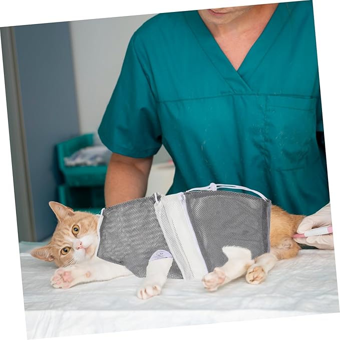 Djustable Cat Grooming Bag Mesh Pet Bathing Bag Strong Breathable Prevents Biting Scratching for Bathing Nail Trimming Random
