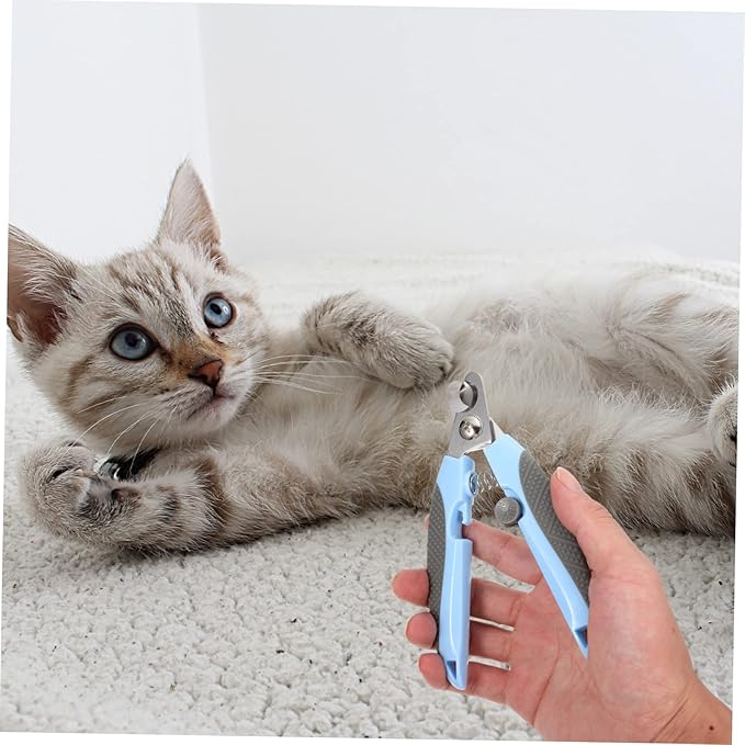 Convenient Cat Clipper Portable Nail Cutter for Cats and Dogs Non- Handle Half-Moon Design for Easy Trimming Pet Accessory for Safe Grooming