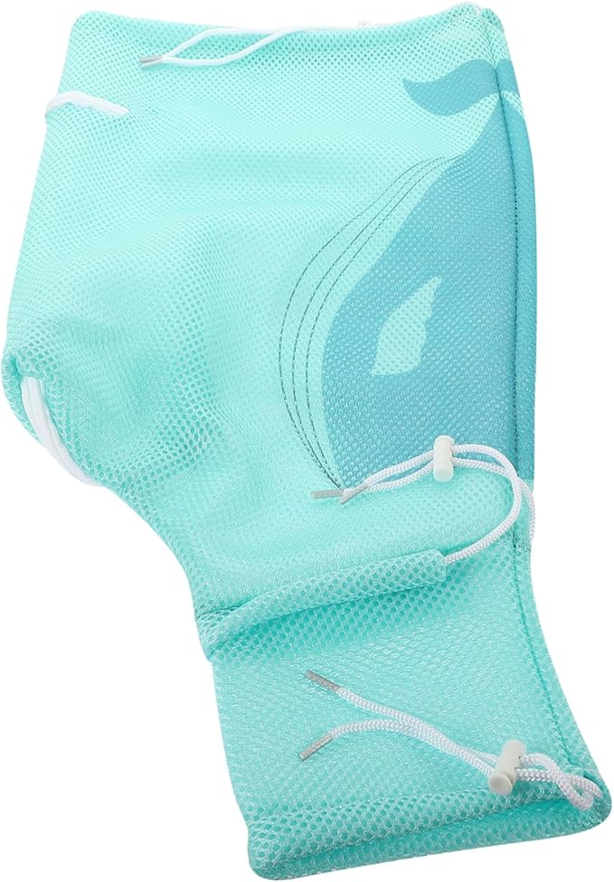 Breathable Three Cat Grooming Bag for Easy Nail Trimming Bathing and Cleaning Versatile and Compact for Kittens and Cats Random Style