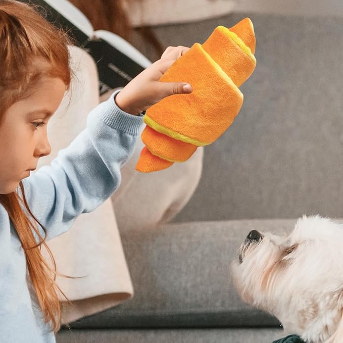 Croissants Dog Enrichment Toy, Cute Croissants Plush Dog Puzzle Toys, Funny Bread Squeaky Dogs Treat Toy for Boredom, Novelty Bread Plush Interactive Puppy Chew Toys, for Pet Supplies