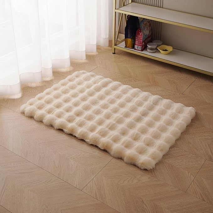 SHENGOCASE Pet Cushion Pad, Faux Fur Dog and Cat kneading Pillow, Cozy Bed Insert for Crate Pad Padding for Cage Kennel (23.6" x 35.4")