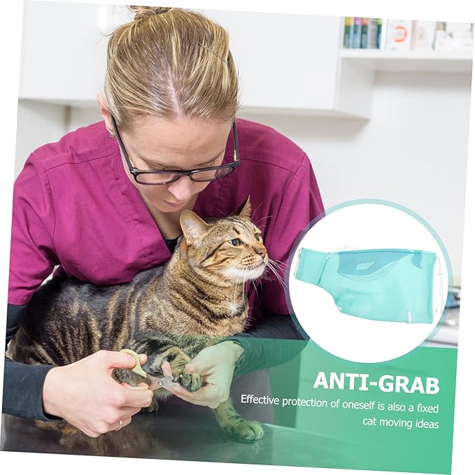YARNOW Cat Grooming Net Bag Three Design for Bathing Nail Trimming and Cleaning Breathable and Scratch-Resistant Pet Holder Drawstring for Random Style