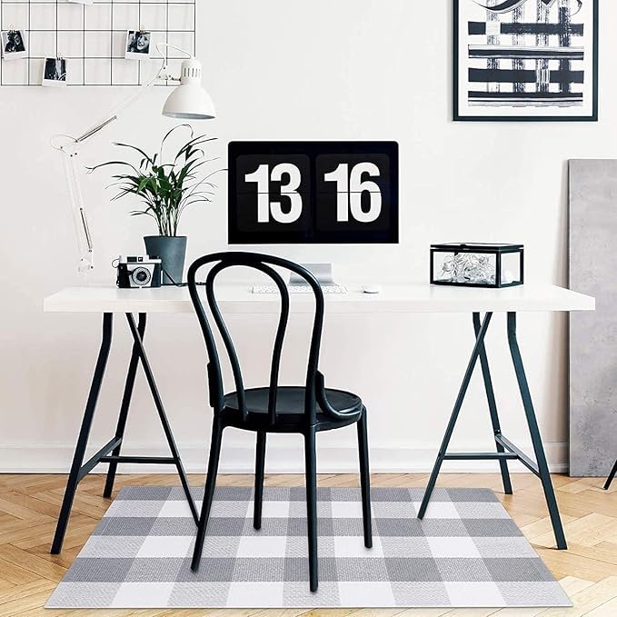KOZYFLY Buffalo Plaid Rug 27.5x43 Inches Grey and White Outdoor Rugs Hand Woven Cotton Washable Indoor Buffalo Check Rug Layered Doormats for Front Door/Front Porch/Farmhouse/Entryway/Patio