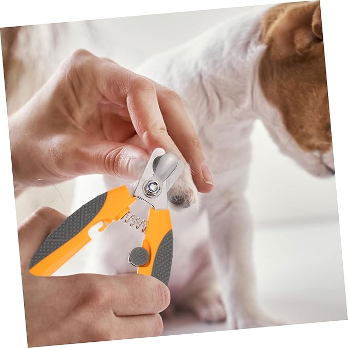 BESPORTBLE Ergonomic Pet Nail Clipper Lightweight and Portable Clipper for Cats and Dogs High Sharpness Blades Easy Nail Trimming for Home Grooming