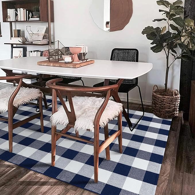 KOZYFLY Buffalo Plaid Area Rug 4 x 6 Ft Navy and White Checkered Rug Washable Outdoor Rugs Cotton Rugs for Bedroom Front Door Mat Carpet for Front Porch Living Room Dining Room Kitchen