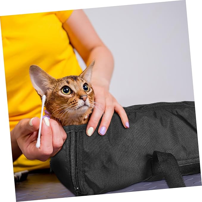 Cat Bathing Bag for Nail Trimming and Grooming Breathable Mesh Carrier for Pet Care Versatile Holder for Vet Visits and Travel Secure Zippered Design