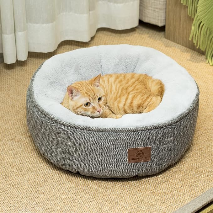 WINDRACING Cat Beds for Indoor Cats, Dog Bed for Small Dogs Breeds, Soft Kennel Bed, Comfy Durable Pet Sleeping Bed, Washable Roun Cat Bed & Non-Slip Bottom, Size 20" L x 20" W x 7" Th