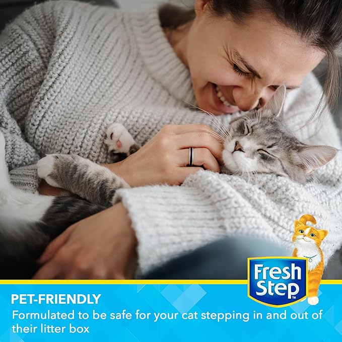 Fresh Step Cat Litter Box Odor Eliminating Spray - Odor Neutralizing Cat Deodorizer Spray for Kitty Litter Box, 24 Fl Oz