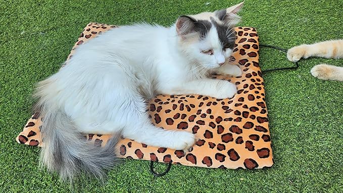 USB Heating Pad for Cat, Small Dog, 5V Safe Heated Pet Mat with 3-Temp, Hand Washable Warming Pad for Indoor Outdoor Use, Powered by Battery Operated Power Bank Car Charger (Leopard Print)