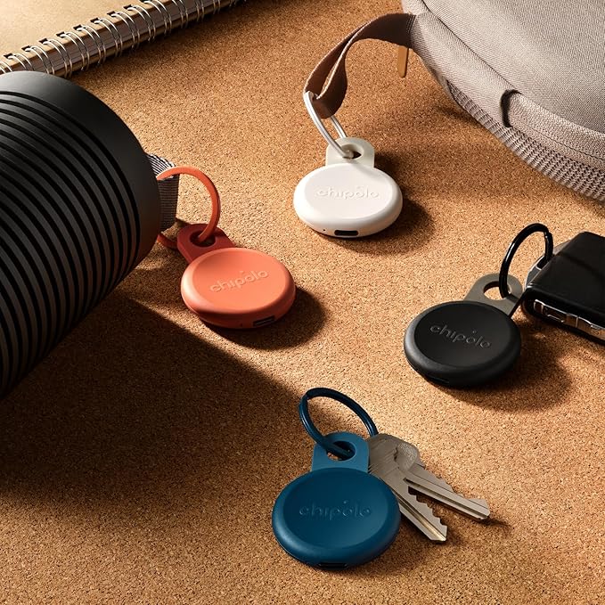 Chipolo LOOP - Rechargeable Bluetooth Tracker for Key and Pocket Location, Compatible with Apple or Google, Call Your Phone & Out of Range Alerts for Android (Navy)