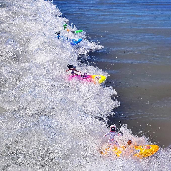 Surfer Dudes Legends & Surfer Pets Wave Powered Mini-Surfer, Pet and Surfboard Beach Toy - H2O and Rusty